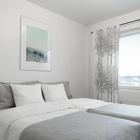 Easy - Near Center *